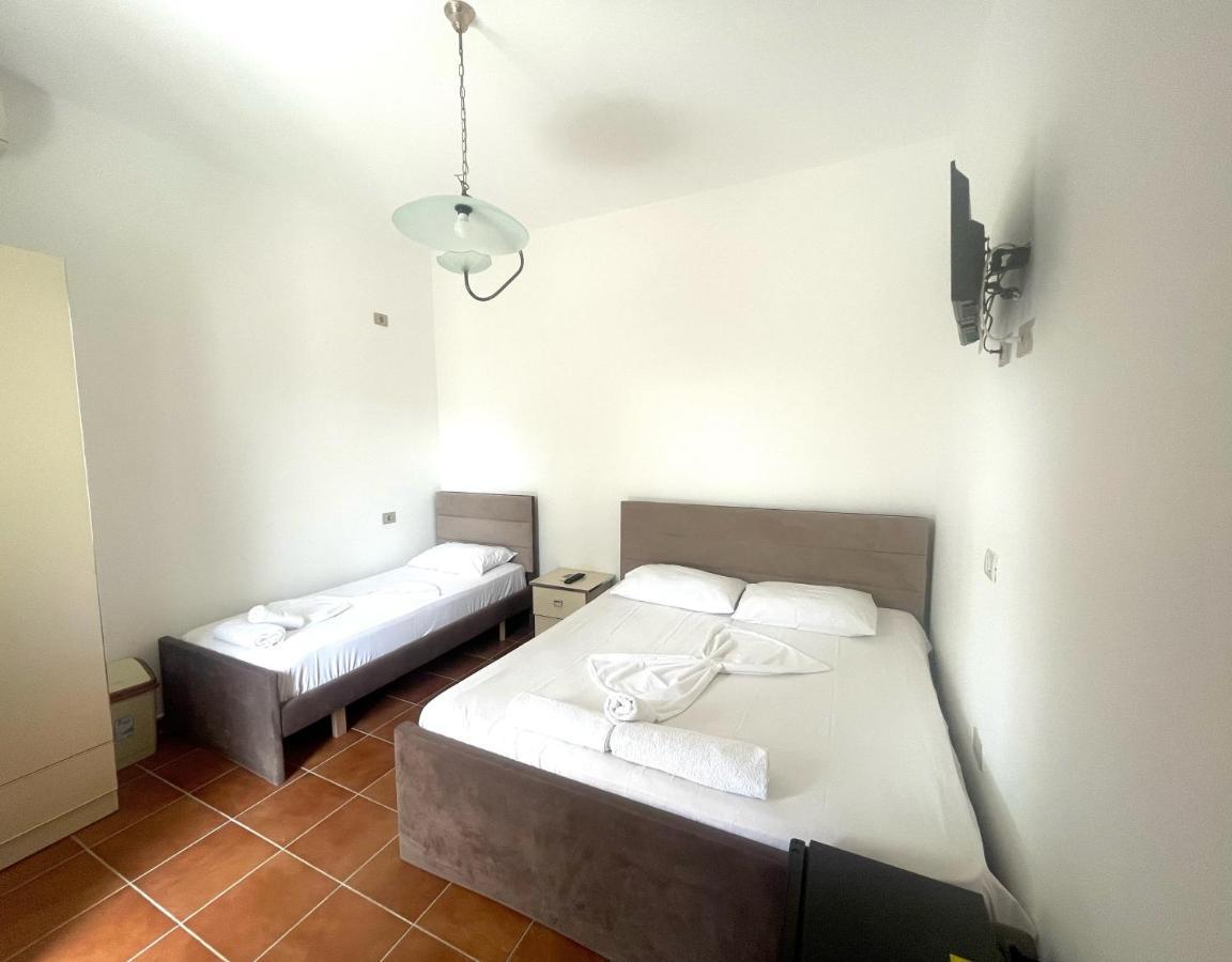 Hotel Athina Velipojë Екстериор снимка