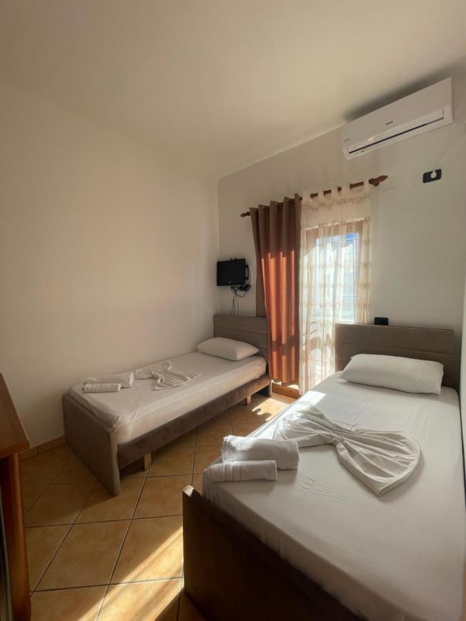 Hotel Athina Velipojë Екстериор снимка