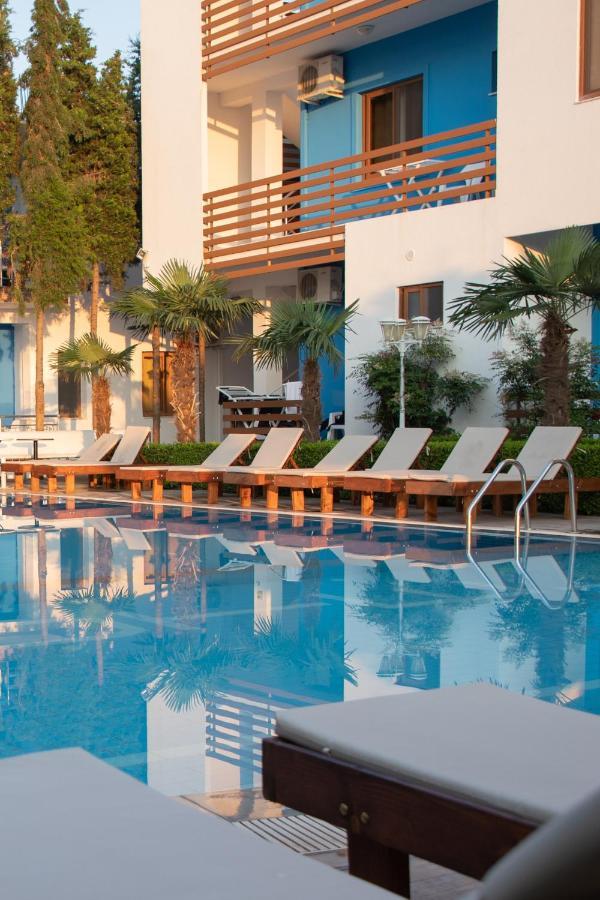 Hotel Athina Velipojë Екстериор снимка