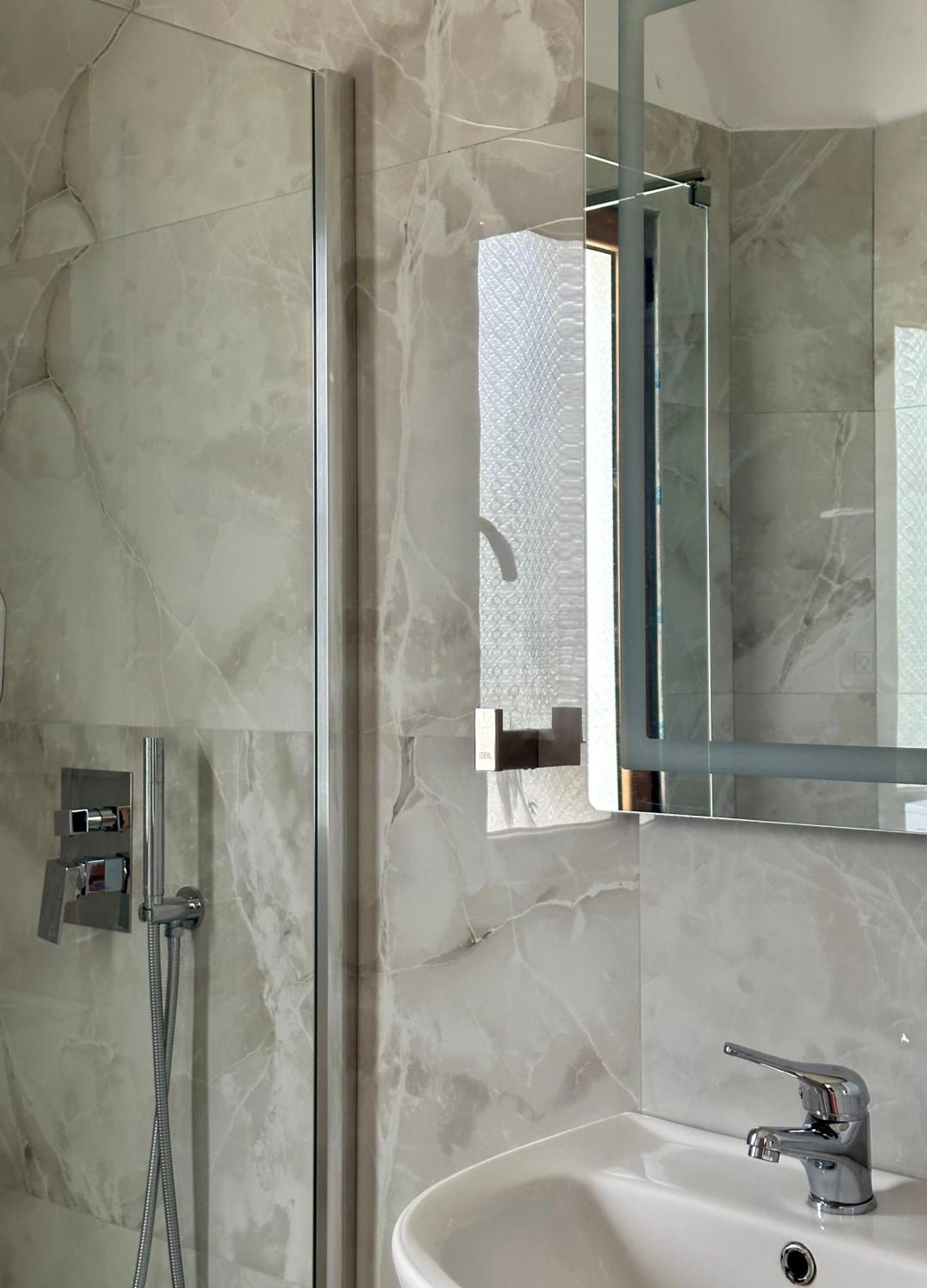 Hotel Athina Velipojë Екстериор снимка