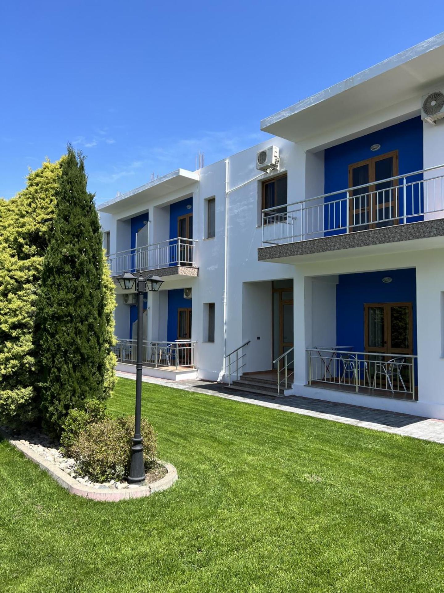 Hotel Athina Velipojë Екстериор снимка